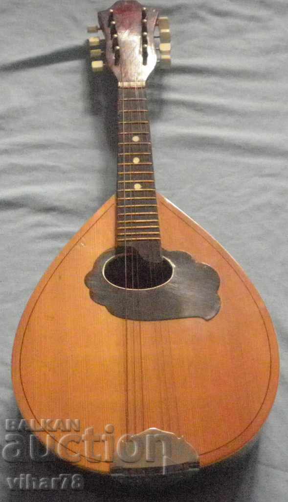 Аукцион Стара мандолина