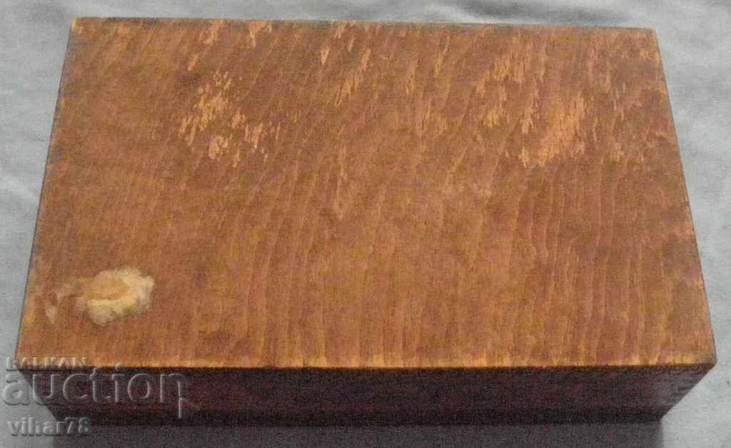 WOODEN BOX - 7 WOODEN BOX - 7