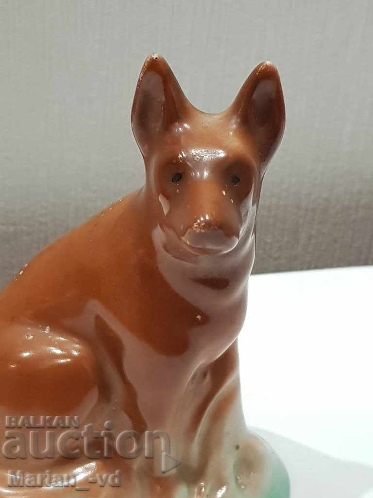 Auction  Porcelain Dog