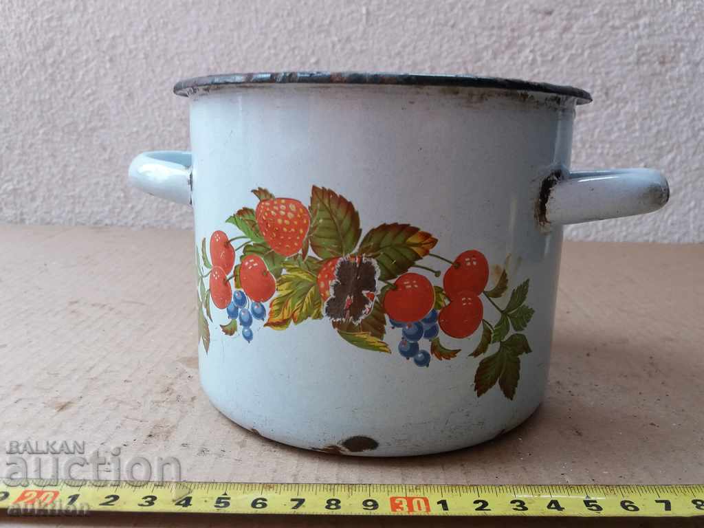Auction ENAMELED SOC. POT WITH MARKING Auction ENAMELED SOC. POT WITH MARKING