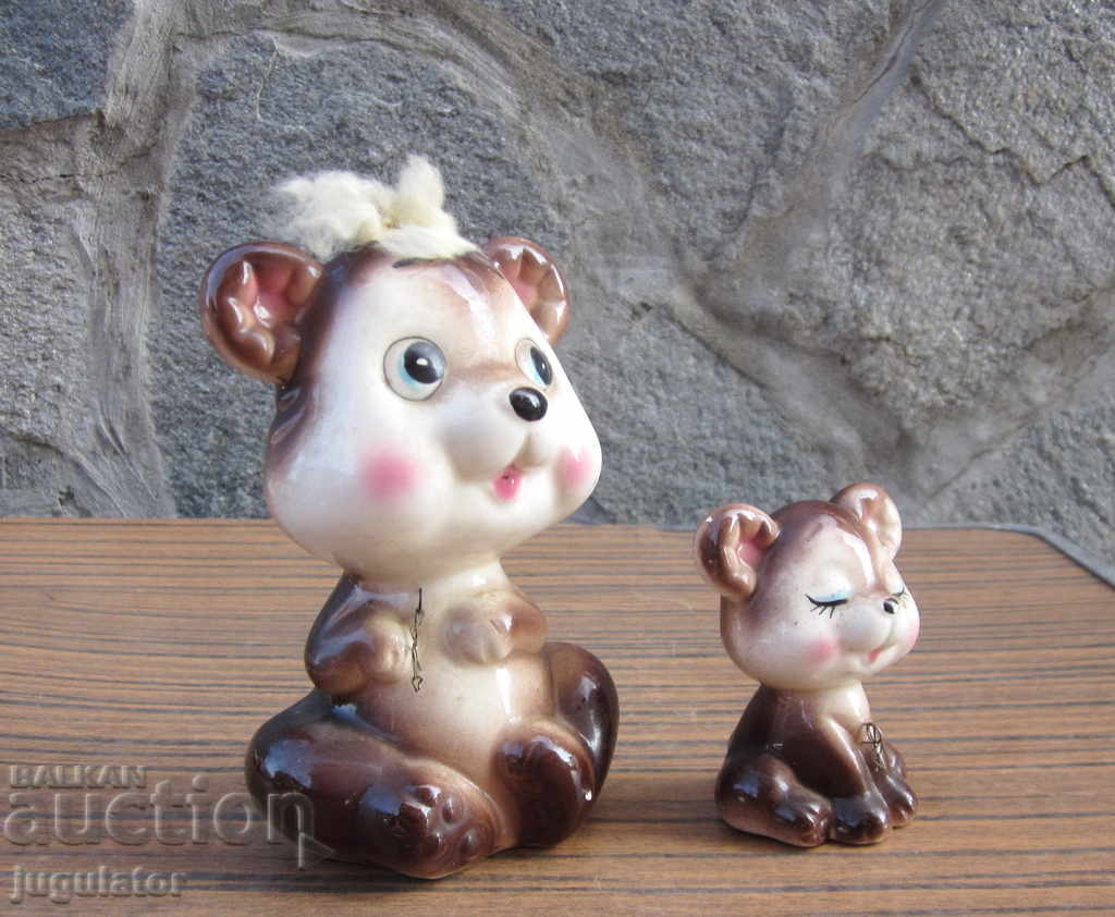 bear with teddy bear set of old ceramic porcelain figures with price 25.00 BGN | € 12.78 bear with teddy bear set of old ceramic porcelain figures with price 25.00 BGN | € 12.78