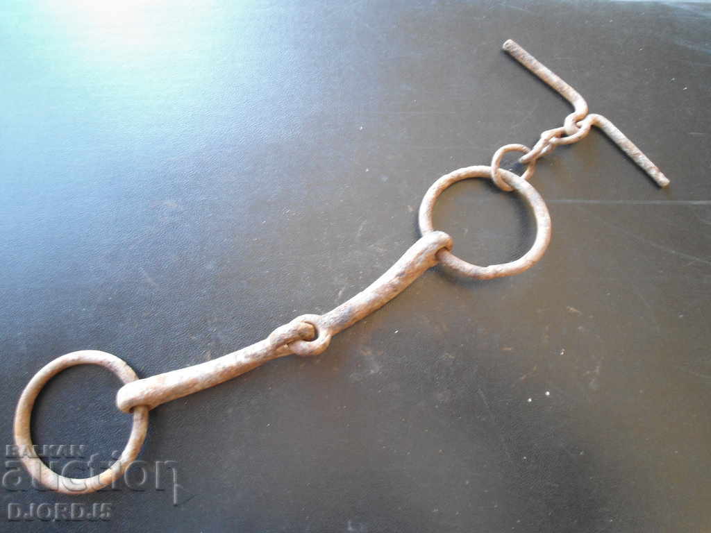 Old bridle with price 3.00 BGN | € 1.53 Old bridle with price 3.00 BGN | € 1.53