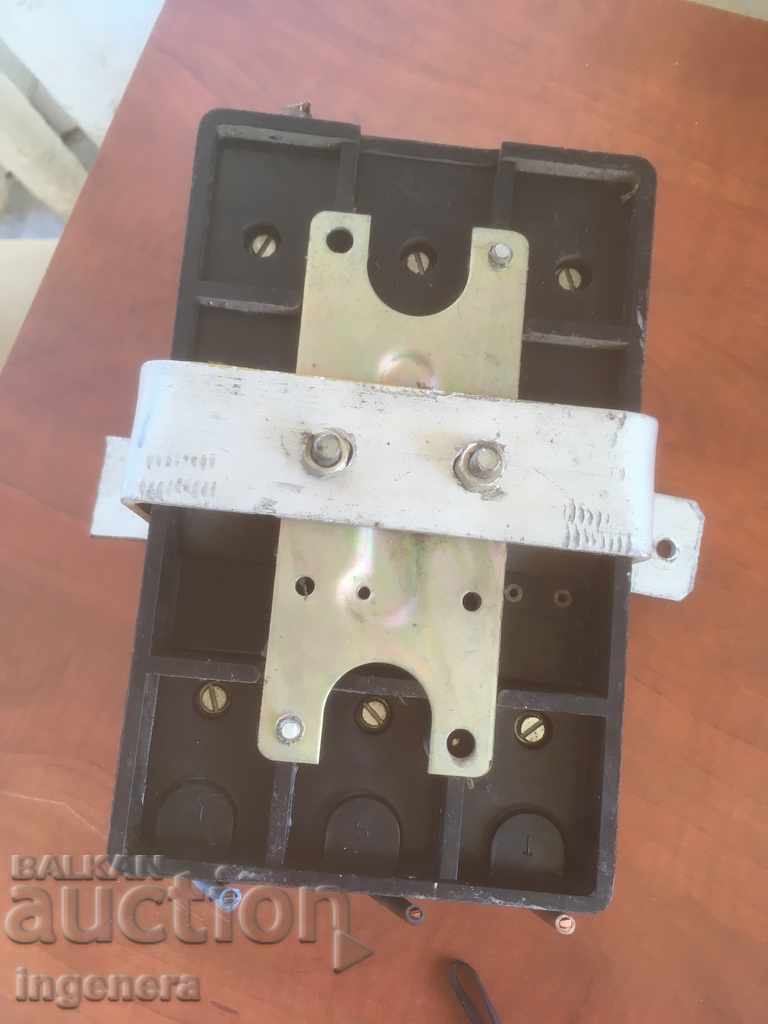 AUTOMATIC SWITCH 250A RIGHT - 7 AUTOMATIC SWITCH 250A RIGHT - 7