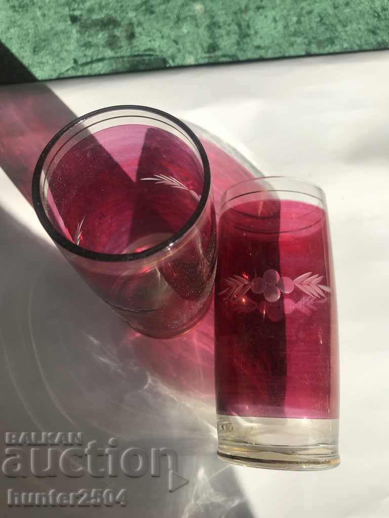 Water glasses - thin hand engraved colored glass with price 17.95 BGN | € 9.18 Water glasses - thin hand engraved colored glass with price 17.95 BGN | € 9.18