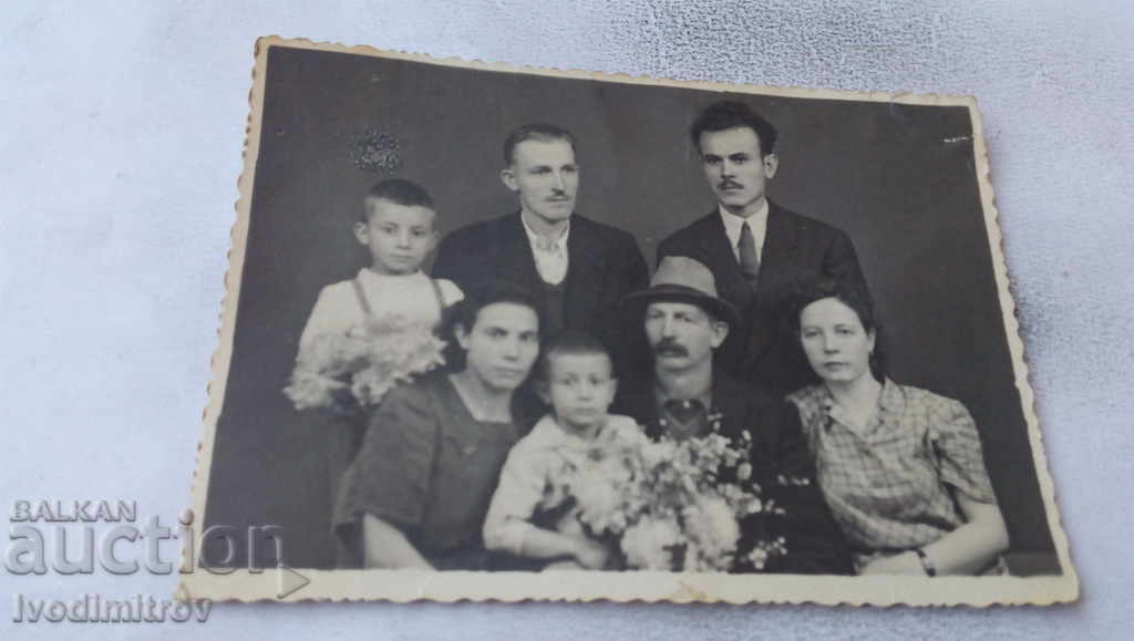 Photo Two families