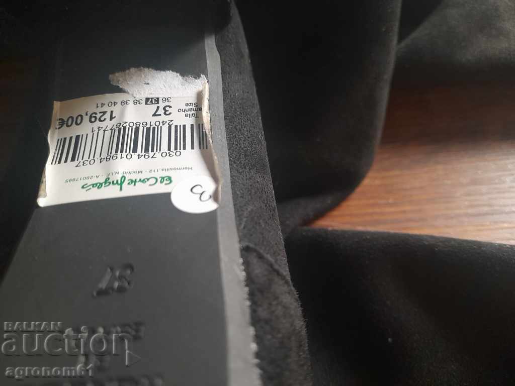 Livrarea Cizme înalte de damă