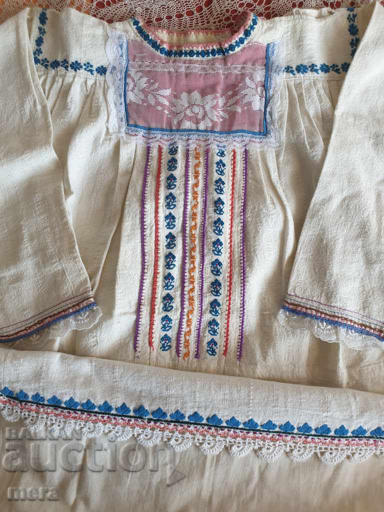 Authentic costume shirt with price 120.00 BGN | € 61.36 Authentic costume shirt with price 120.00 BGN | € 61.36