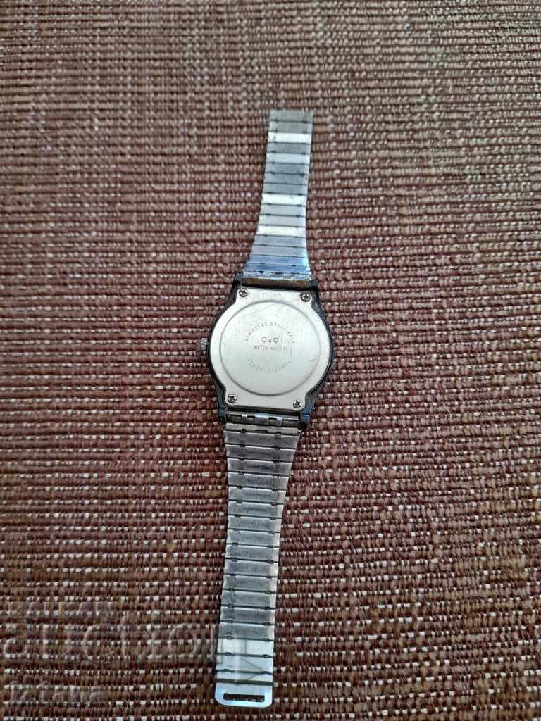 Auction Clock Q & Q Auction Clock Q & Q