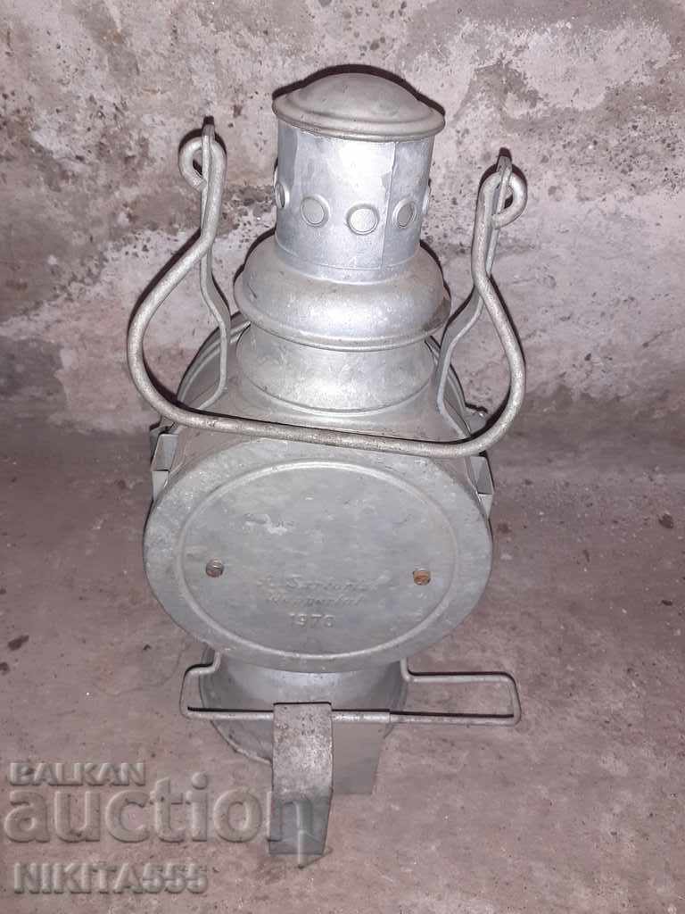 Παράδοση Παλαιό γερμανικό φανάρι σιδηροδρόμων Παράδοση Παλαιό γερμανικό φανάρι σιδηροδρόμων