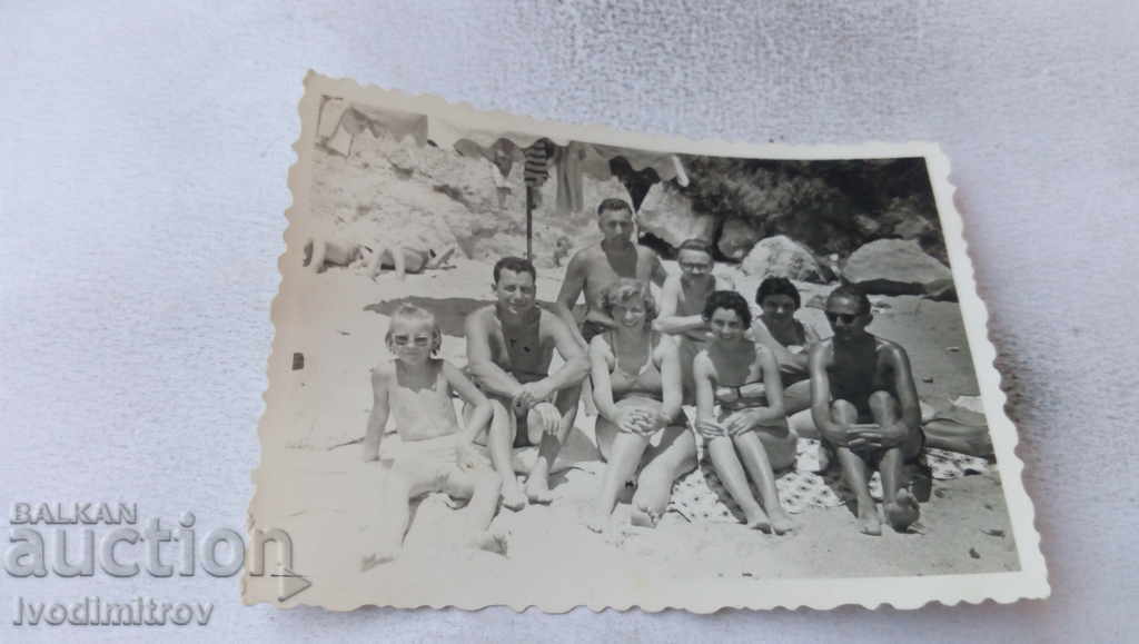 Foto Familii pe plajă