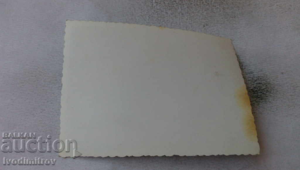 Снимка Двама мъже на реката с цена € 0.95 | 1.86 лв.