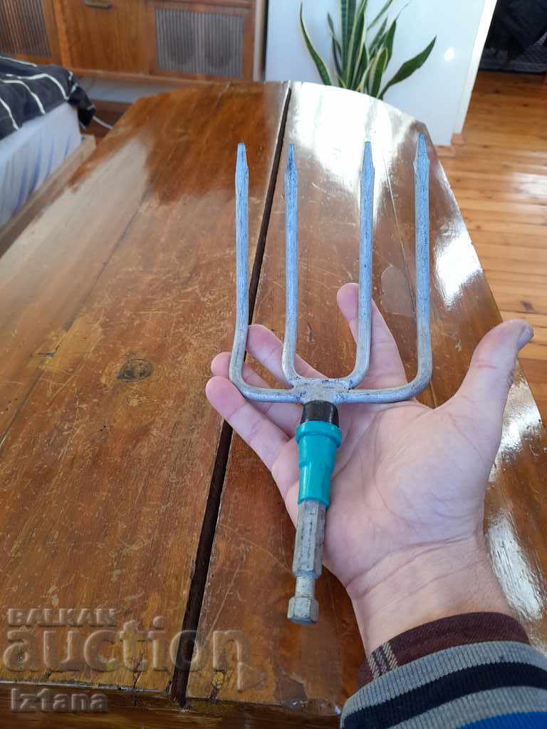 Παλιά βίλα, nabunya με τιμή 20.00 BGN | € 10.23 Παλιά βίλα, nabunya με τιμή 20.00 BGN | € 10.23