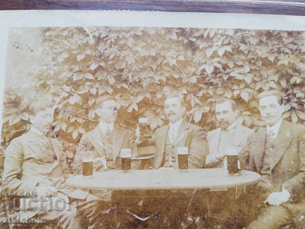 Delivery of Postcard - photo. She traveled by airship