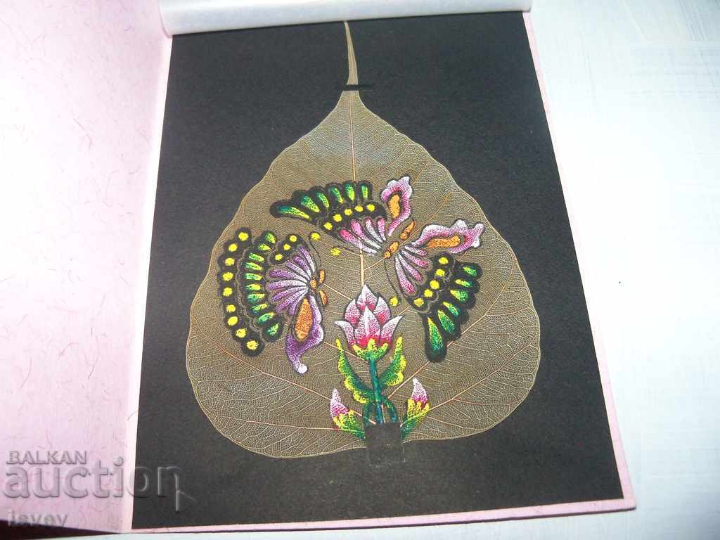 Card pictat manual pe o frunză a copacului Bodhi, India5