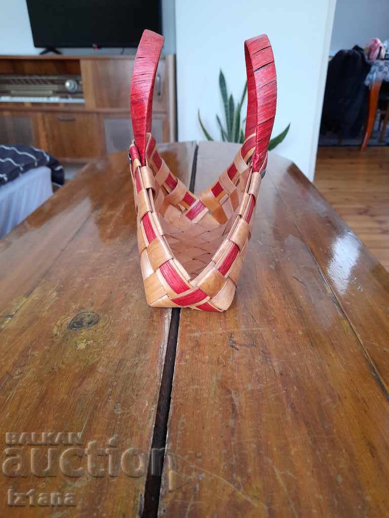 Old basket, basket with price 20.00 BGN | € 10.23 Old basket, basket with price 20.00 BGN | € 10.23