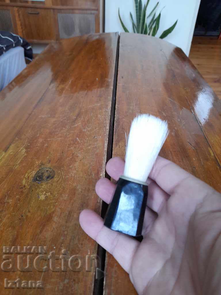 An old shaving brush with price 10.00 BGN | € 5.11 An old shaving brush with price 10.00 BGN | € 5.11