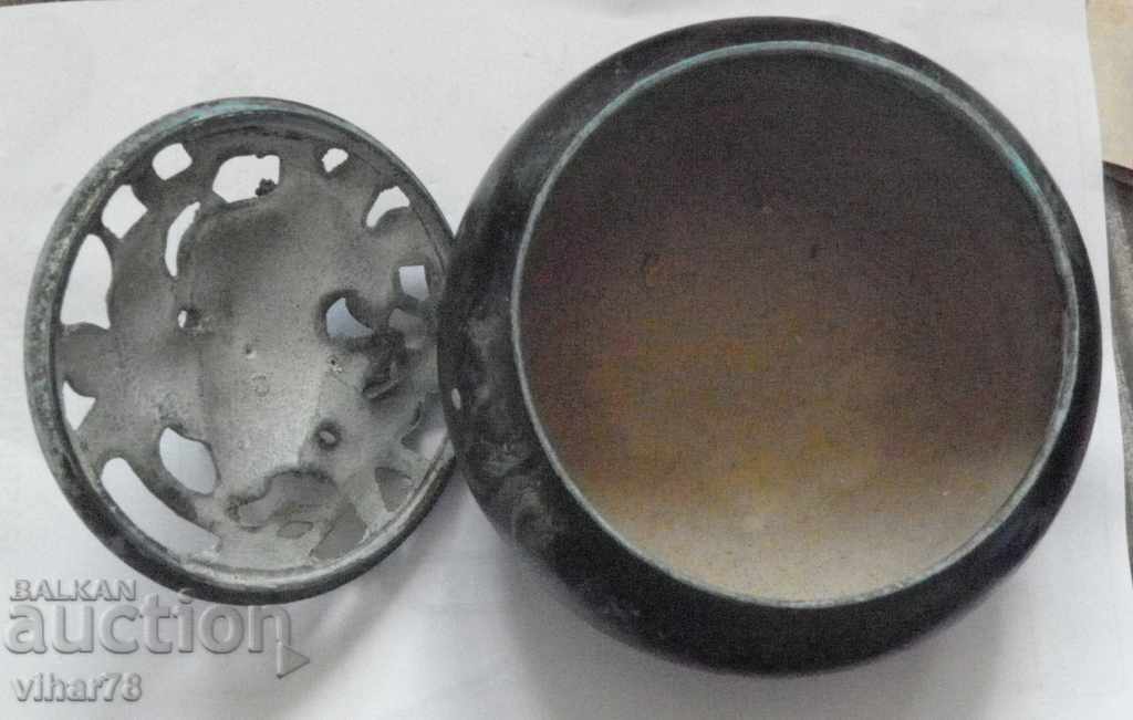 Delivery of old brass box Delivery of old brass box