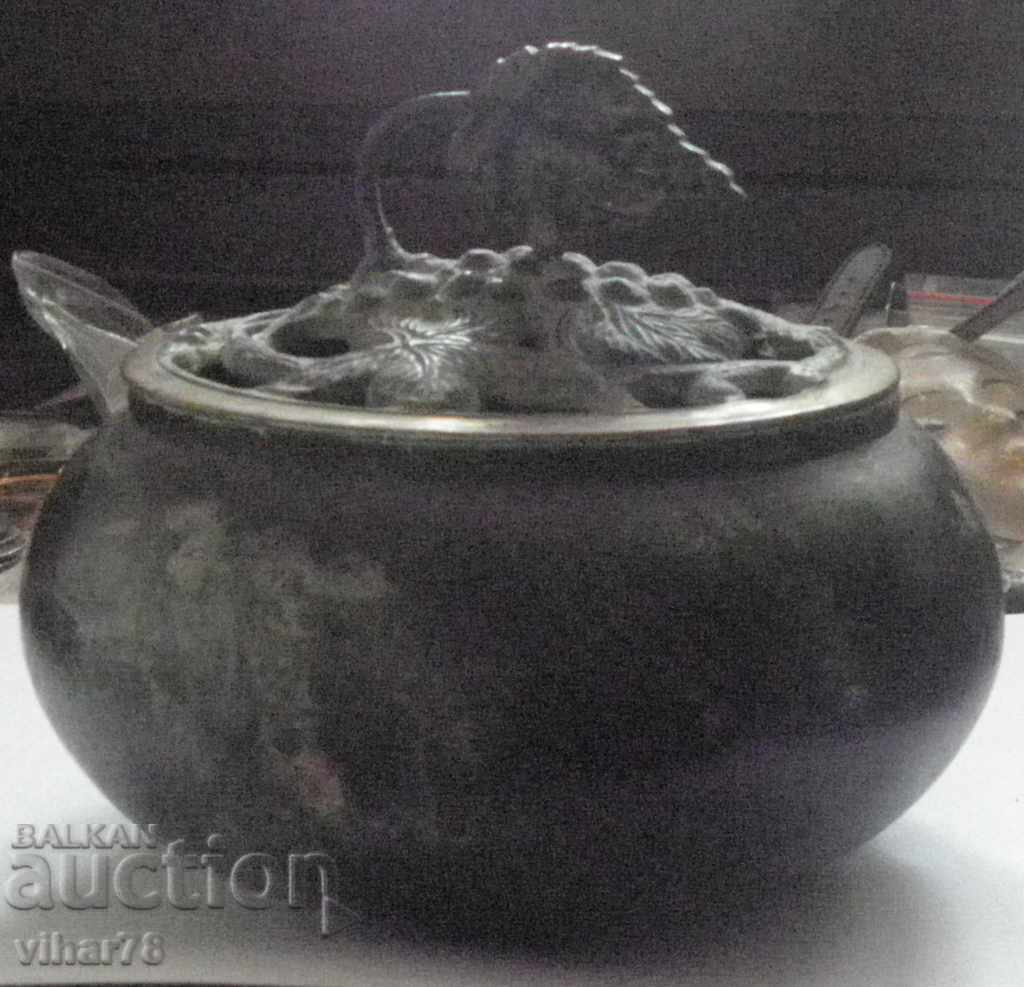 стара месенгова кутия стара месенгова кутия