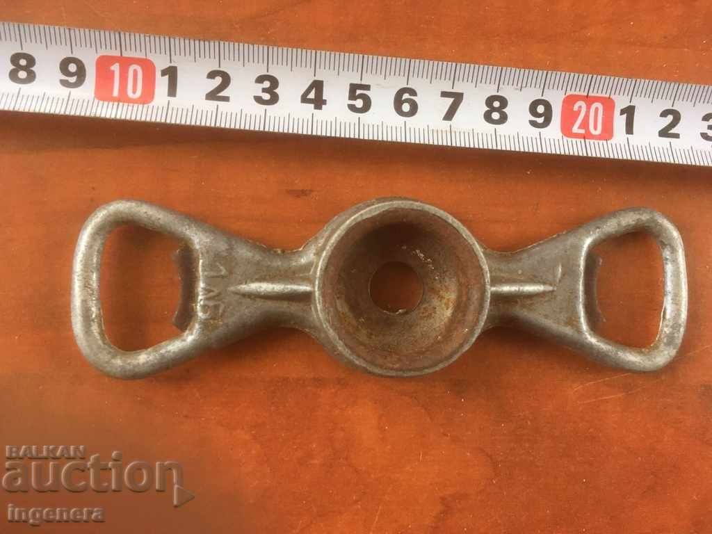 Delivery of CLOSER AND OPENER FROM SOCA COLLECTOR'S TOOL