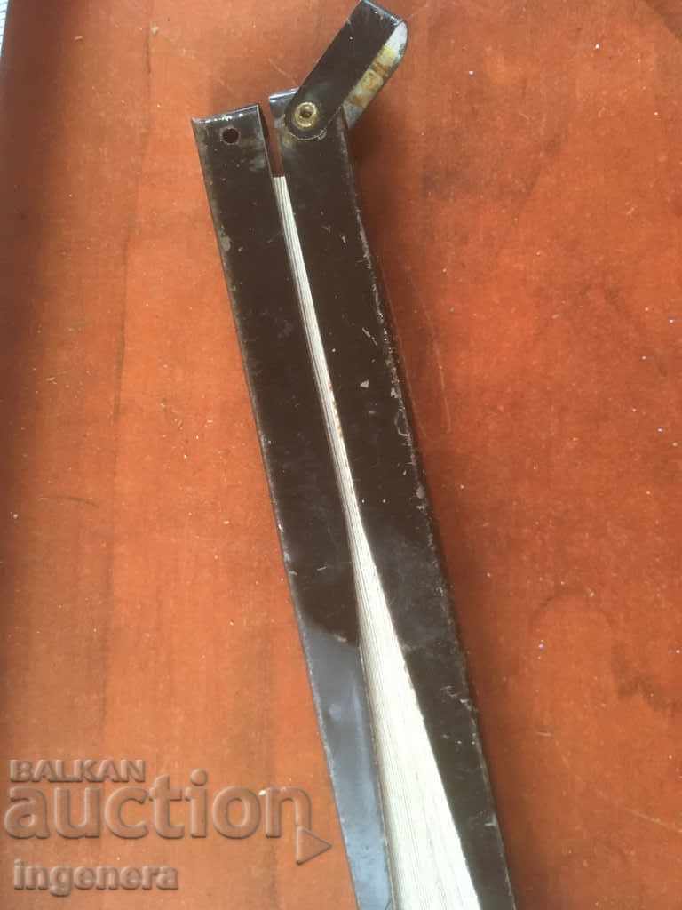 OLD CHINESE SAIL METAL BASE COLLECTOR'S - 5 OLD CHINESE SAIL METAL BASE COLLECTOR'S - 5