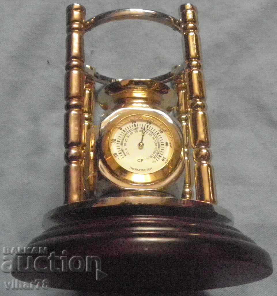 Δημοπρασία ΡΟΛΟΙ ΤΟΥ DESKTOP QUARTZ Δημοπρασία ΡΟΛΟΙ ΤΟΥ DESKTOP QUARTZ