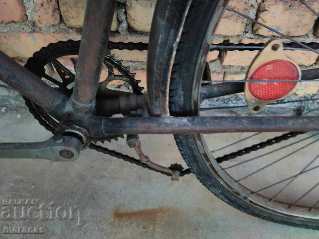 Licitație Vechi model retro de biciclete.