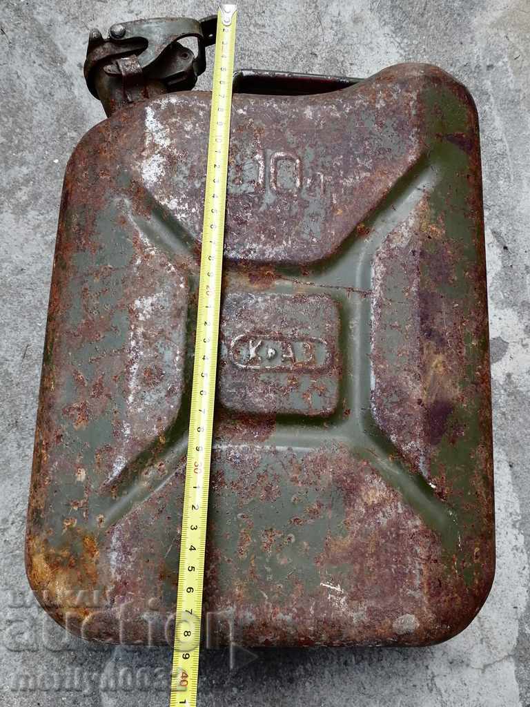 Delivery of Tube of 10 liters of fuel for motorcycles and cars Delivery of Tube of 10 liters of fuel for motorcycles and cars