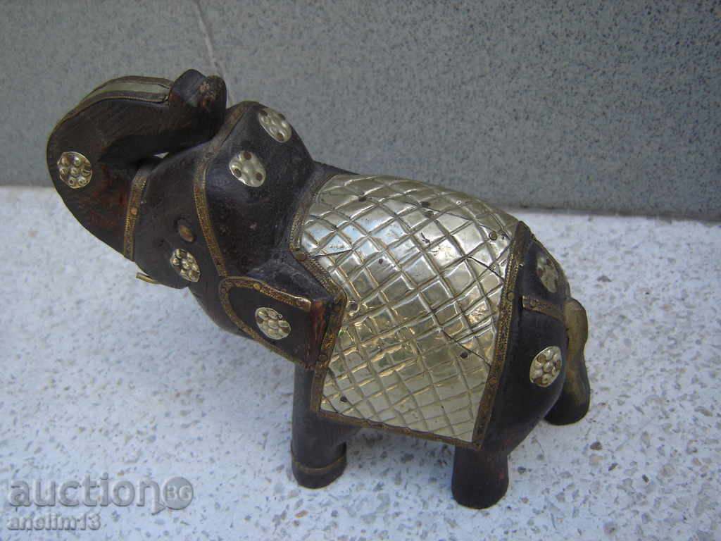 Auction STAR WOOD FIGURE STONE WOOD Auction STAR WOOD FIGURE STONE WOOD