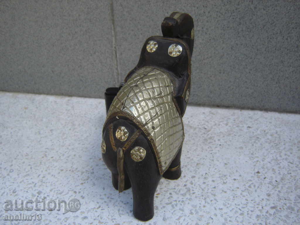 Delivery of STAR WOOD FIGURE STONE WOOD Delivery of STAR WOOD FIGURE STONE WOOD