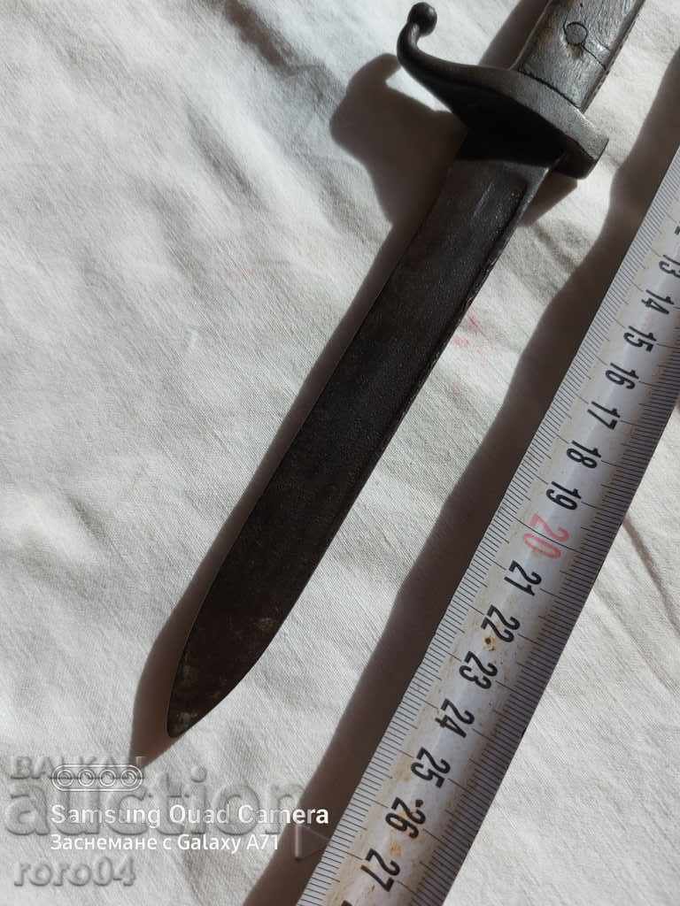 Auction  CHEEK - TROPED KNIFE