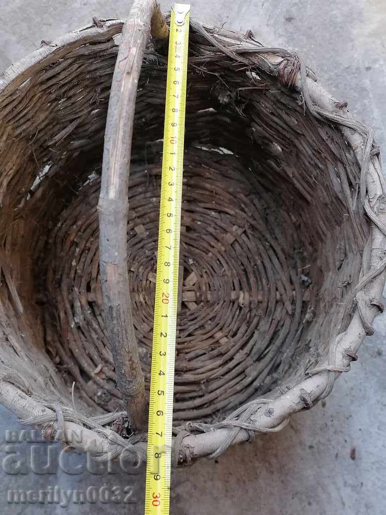 An old hand-knit basket - 6 An old hand-knit basket - 6