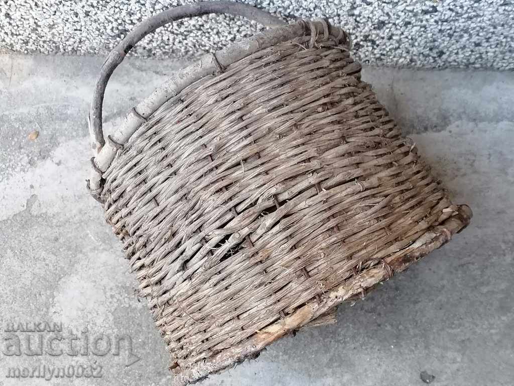 An old hand-knit basket - 7 An old hand-knit basket - 7