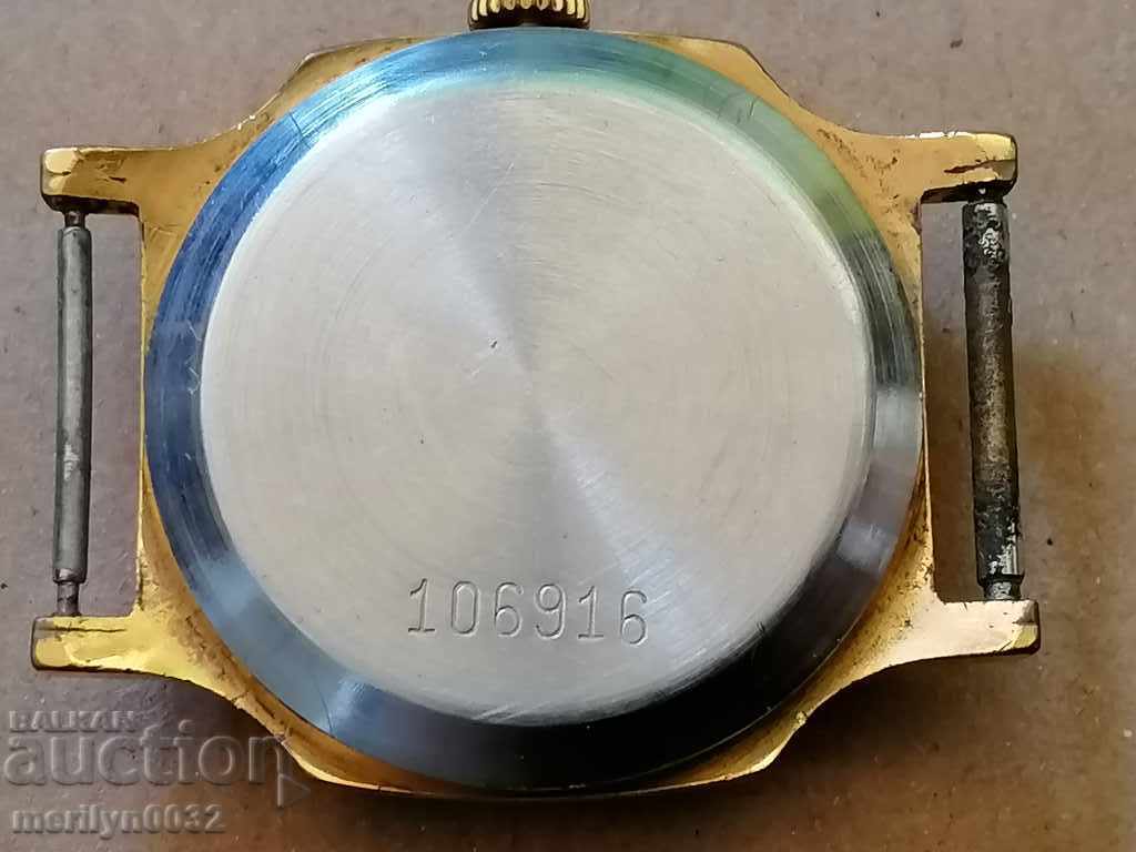 Wrist watch Victory with gilding, second hand, WORKS with price 129.00 BGN | € 65.96