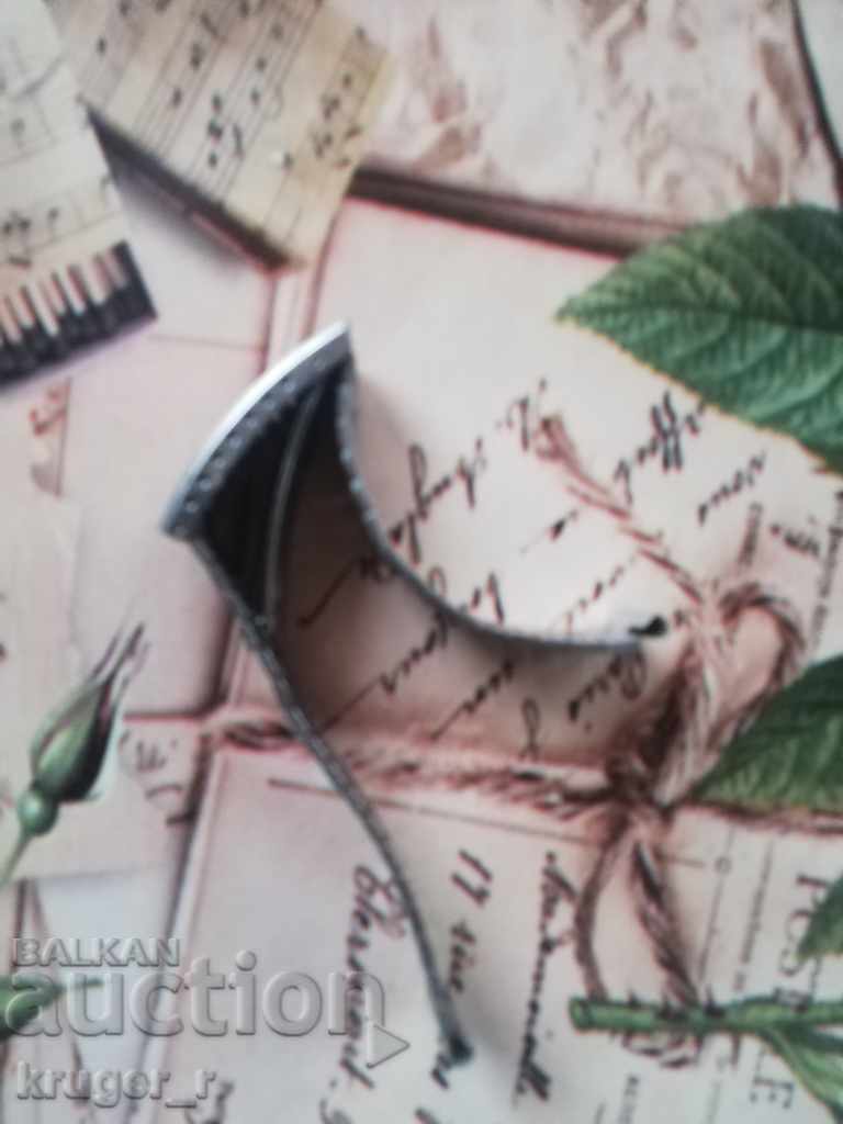 Delivery of Metal chain for men's watches