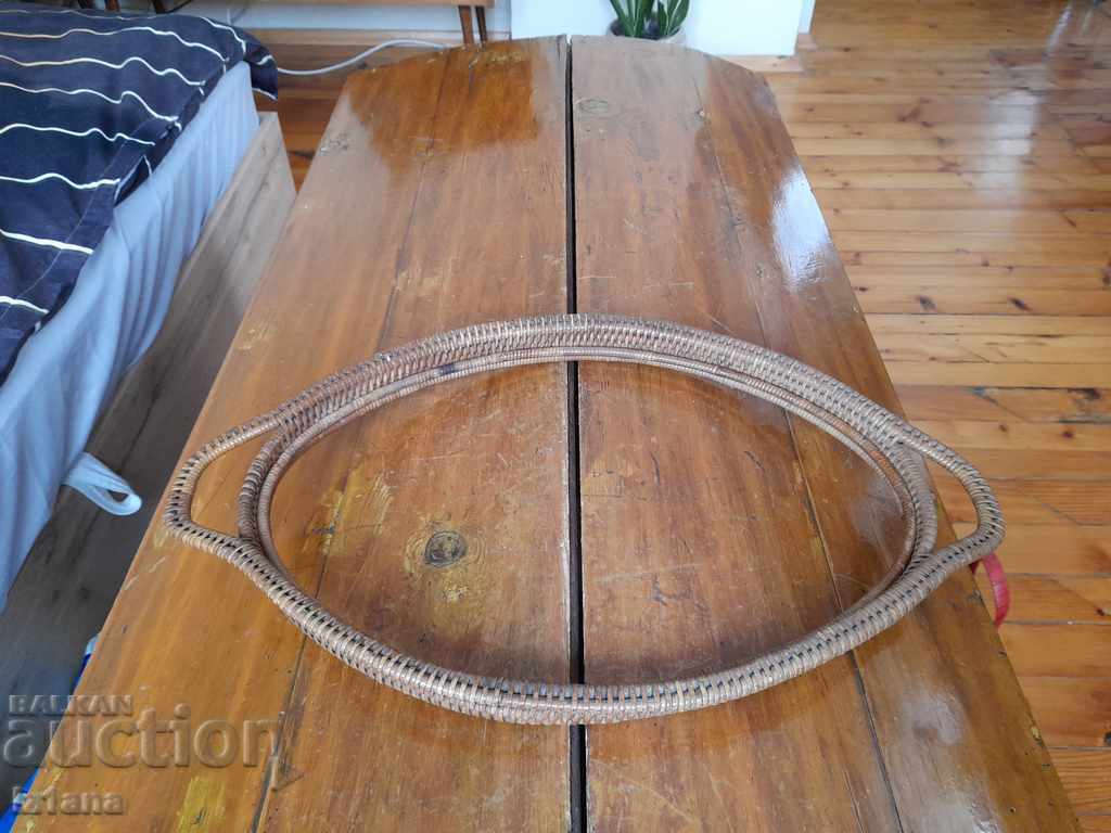 Old wicker tray with price 12.00 BGN | € 6.14 Old wicker tray with price 12.00 BGN | € 6.14