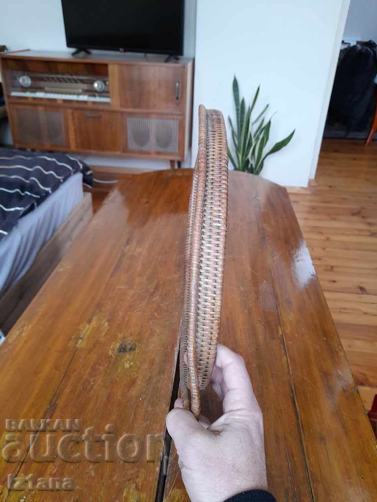 Delivery of Old wicker tray Delivery of Old wicker tray