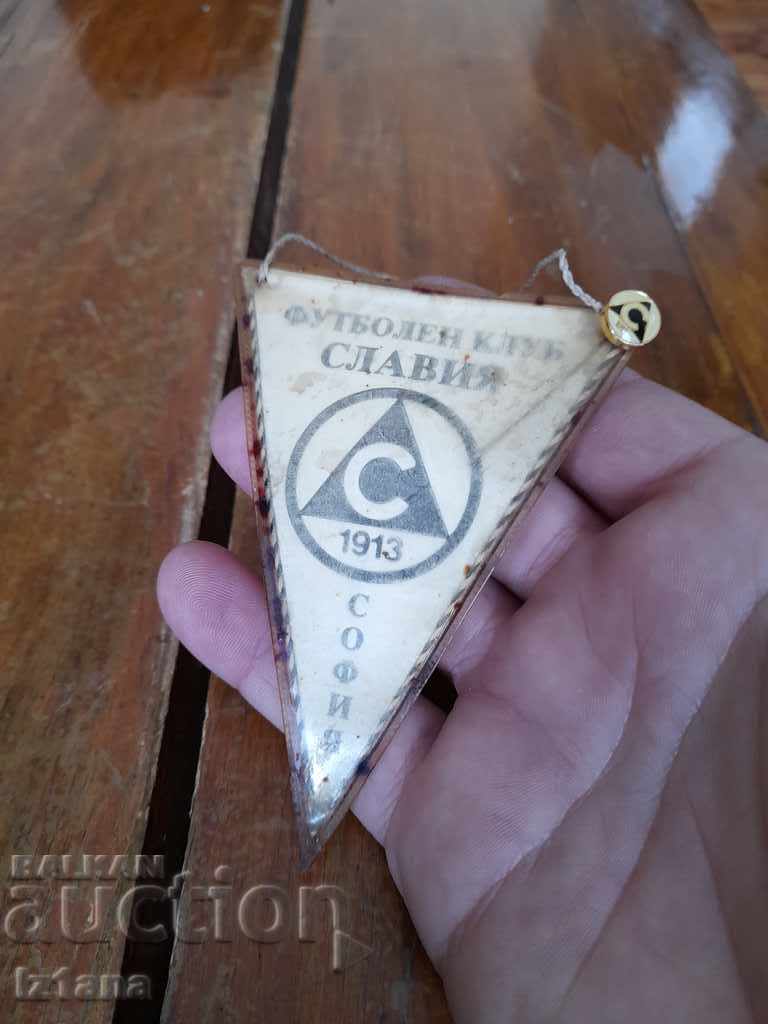 Old flag, flag, badge of FC Slavia with price 15.00 BGN | € 7.67 Old flag, flag, badge of FC Slavia with price 15.00 BGN | € 7.67