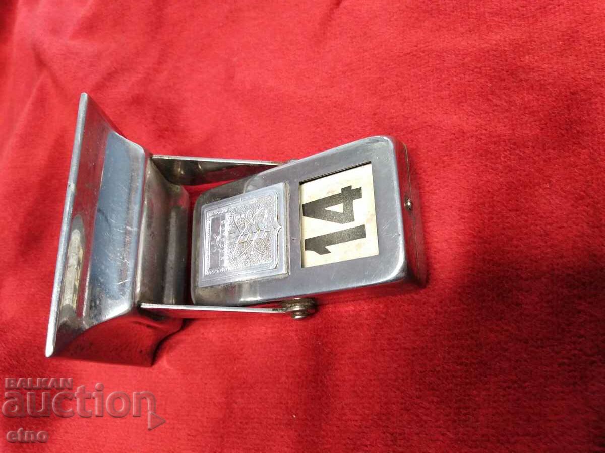 Auction USSR DESK CALENDAR Auction USSR DESK CALENDAR