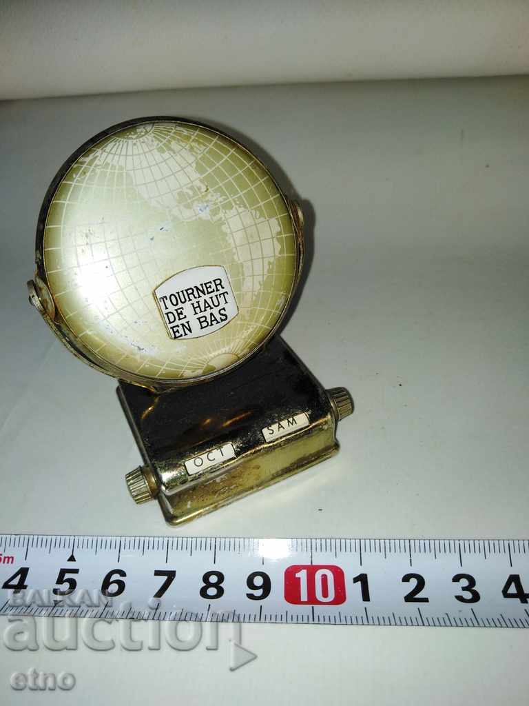 JAPANESE DESK CALENDAR with price 75.00 BGN | € 38.35 JAPANESE DESK CALENDAR with price 75.00 BGN | € 38.35