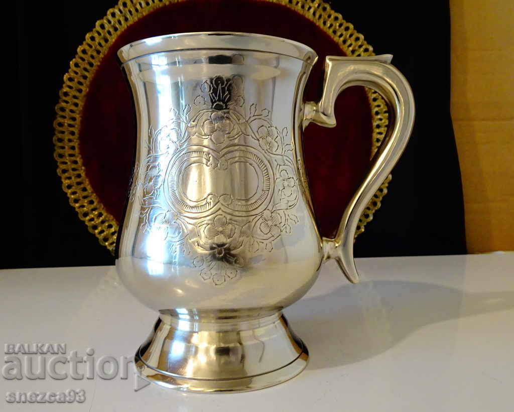 Auction English bronze goblet, mug, cup, baroque Auction English bronze goblet, mug, cup, baroque