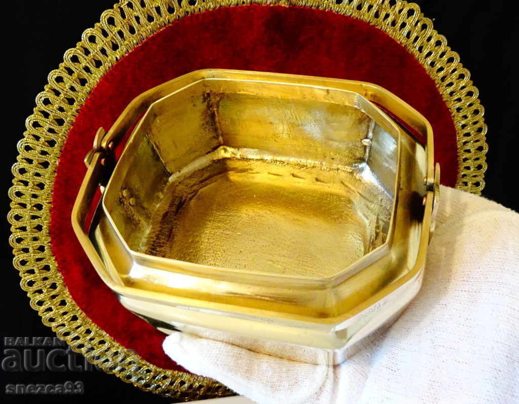 Antique bronze lamp, incense, censer, openwork, flowers. - 6 Antique bronze lamp, incense, censer, openwork, flowers. - 6