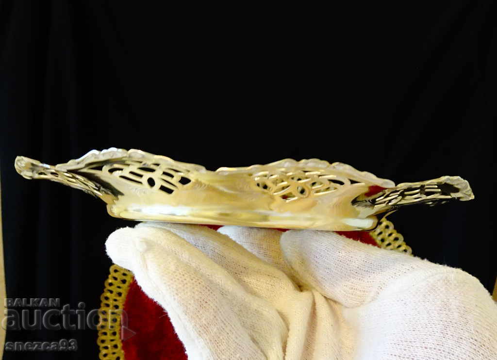 Auction Bronze plate, platter, openwork, baroque Auction Bronze plate, platter, openwork, baroque