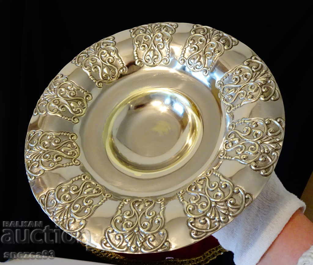 Silver-plated fruit bowl, brass, embossed ornaments.