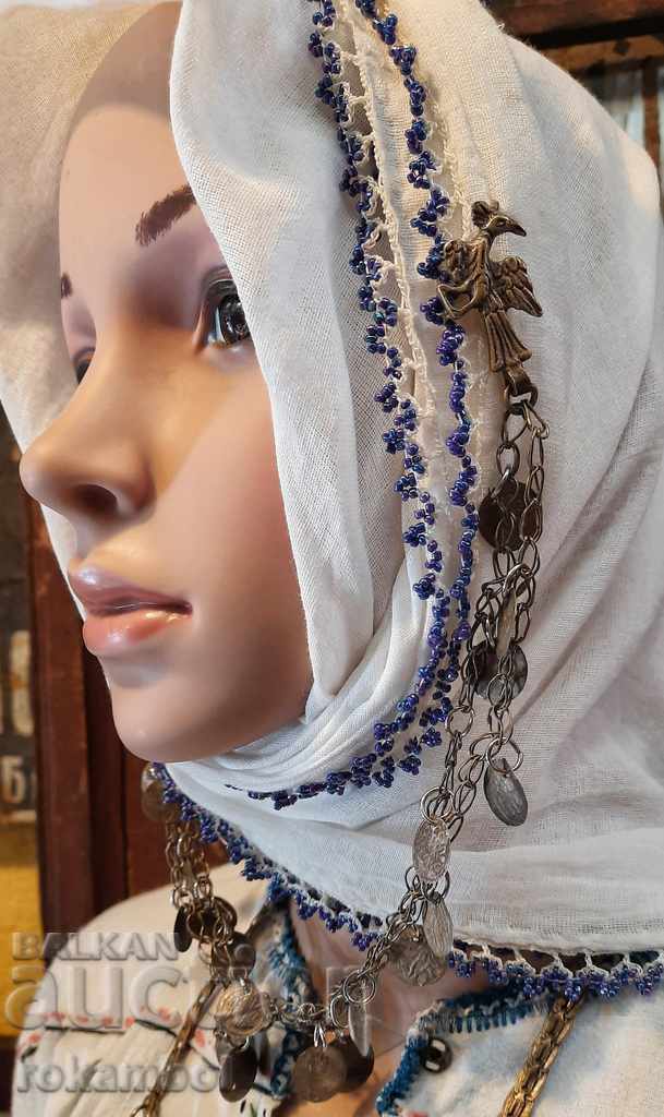 Δημοπρασία Παλιά εθνογραφικά ασημένια κοσμήματα για πηγούνι Δημοπρασία Παλιά εθνογραφικά ασημένια κοσμήματα για πηγούνι