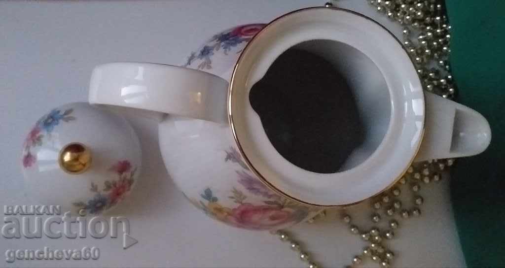 Licitație Cană mare și frumoasă, ceainic cu motive florale / BAVARIA