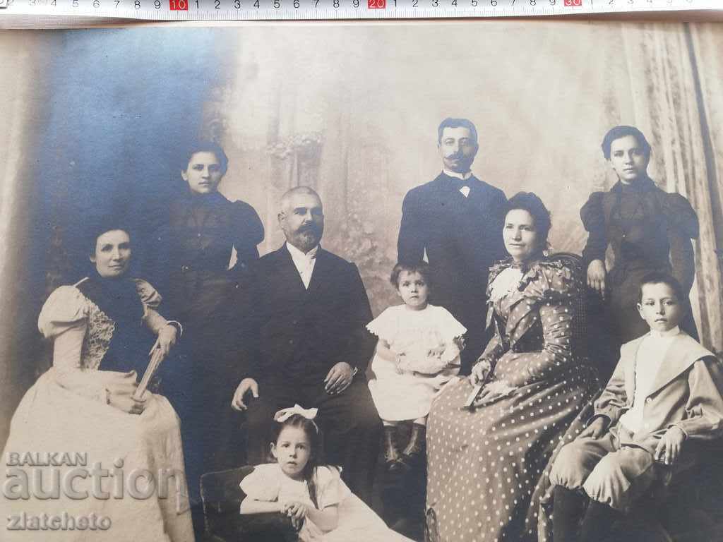 Delivery of Old cardboard photo - Ruse Delivery of Old cardboard photo - Ruse