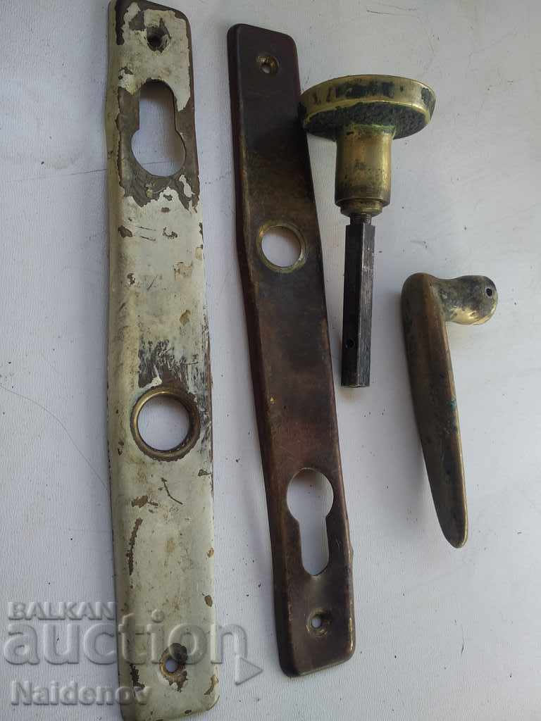 Bronze lock from Tsarist times with price 19.99 BGN | € 10.22