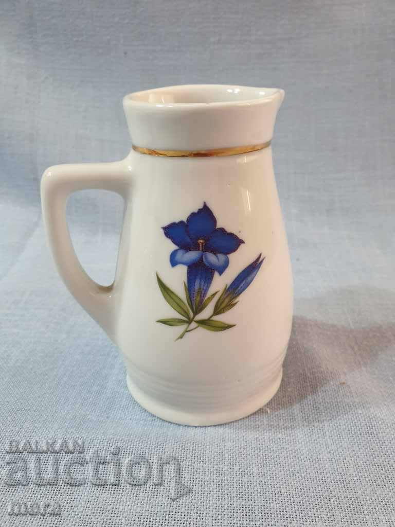 Auction  Stylish Austrian porcelain jug