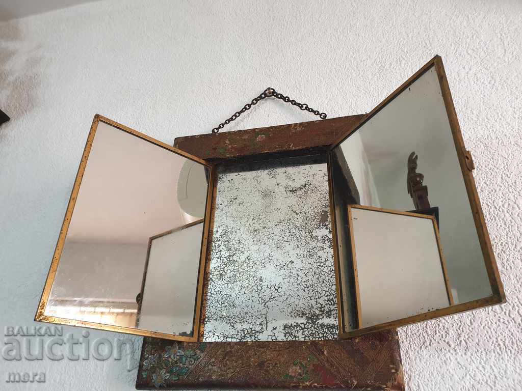 Παλαιός γαλλικός τριπλός καθρέφτης με υδραργυρικό θερμόμετρο - 18ος αιώνας με τιμή 900.00 BGN | € 460.16