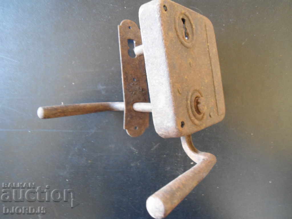 Old lock - 5 Old lock - 5